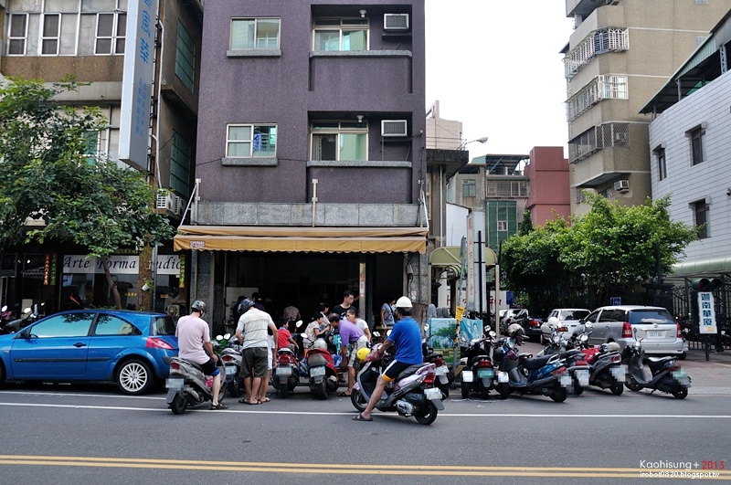 高雄-鳳山市火車站前-曹公路-鸚鵡燒餅油條 (20).JPG