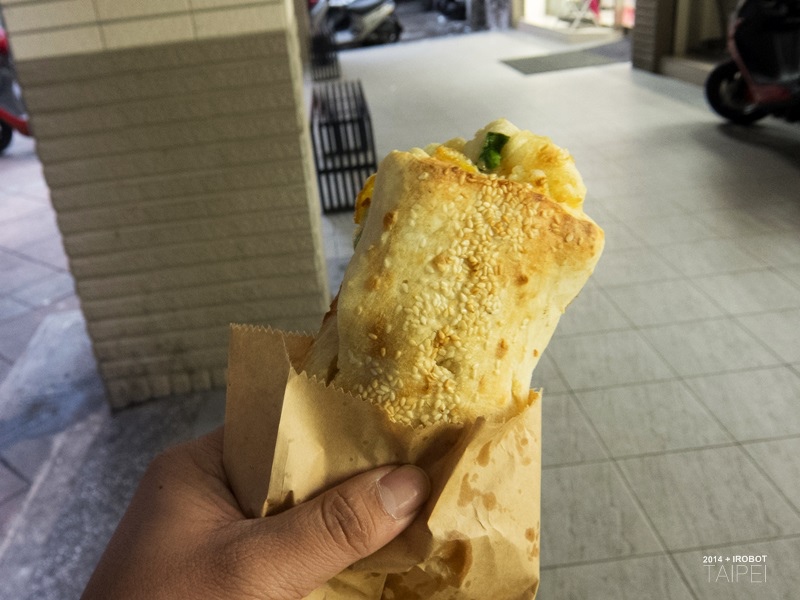 台北-碳烤厚燒餅和記豆漿店捷運麟光 (1).jpg 台北-碳烤厚燒餅和記豆漿店捷運麟光 (1).jpg