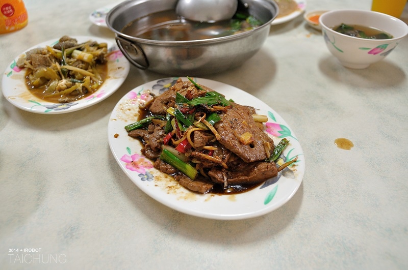 台中-牛肉林牛雜林-松竹路-牛肝牛心牛肚 (7).JPG