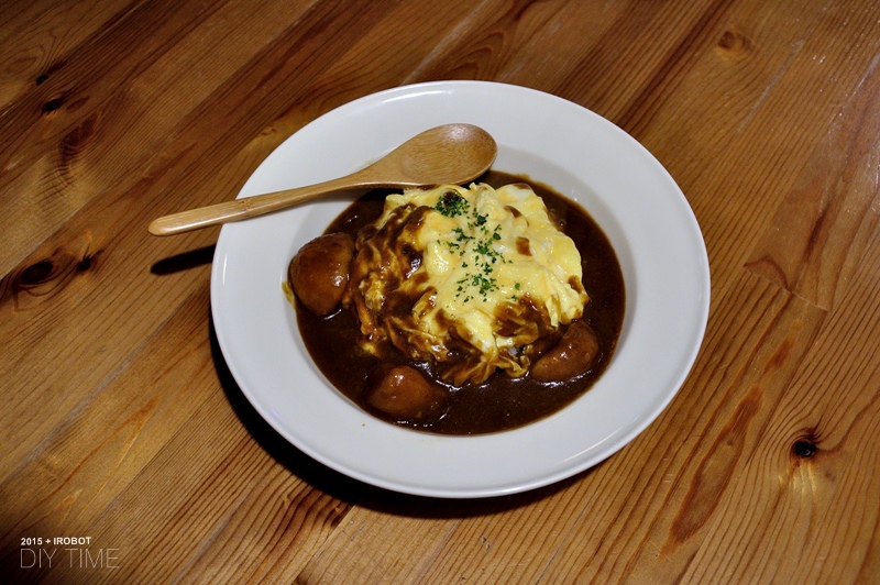 咖哩蛋包飯 (1).JPG 咖哩蛋包飯 (1).JPG
