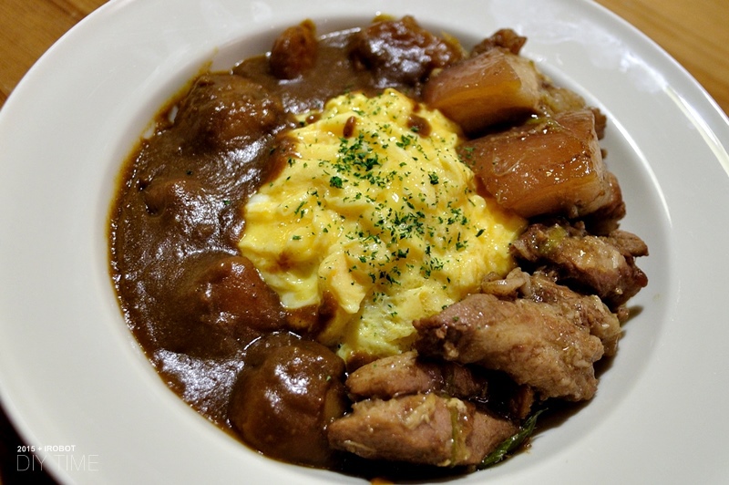 咖哩蛋包飯 (3).JPG 咖哩蛋包飯 (3).JPG