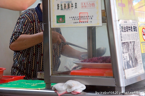 台南國華街美食-石精舅蚵仔煎。永樂牛肉湯_22.jpg