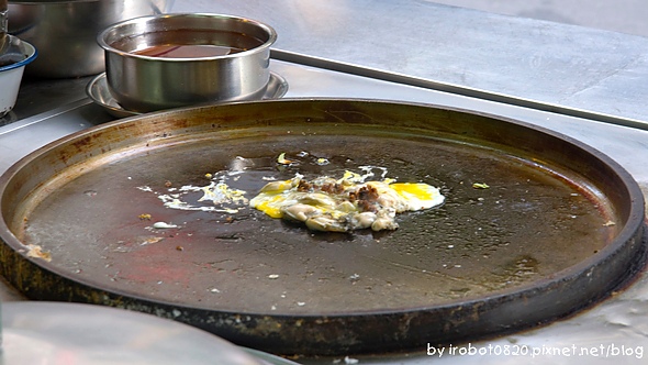 台南國華街美食-石精舅蚵仔煎。永樂牛肉湯.jpg