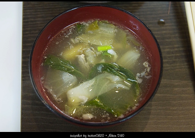 台北士東市場。阿吉師立食。生魚片握壽司_16.jpg