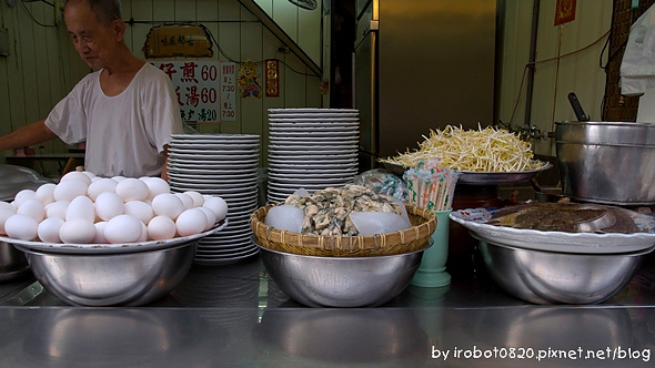 台南國華街美食-石精舅蚵仔煎。永樂牛肉湯_5.jpg