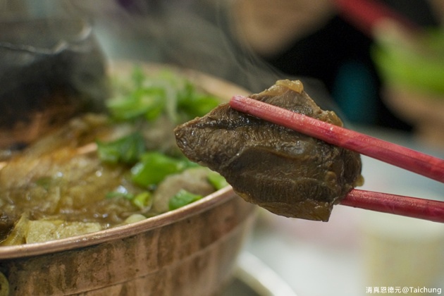 台中文心。清真恩德元餃子館-牛肉丸子火鍋_35.jpg