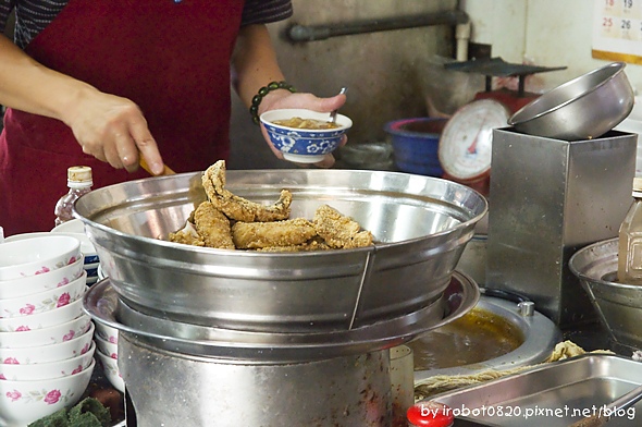 台南國華街美食-阿瑞意麵。大菜市羊肉湯。鄭記土魠魚羹_44.jpg