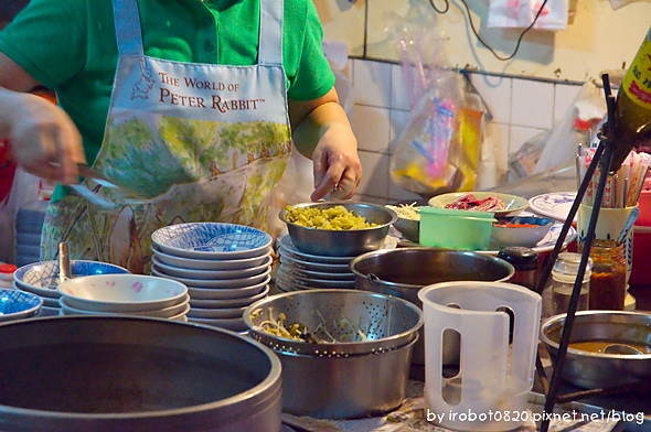 台南國華街美食-阿瑞意麵。大菜市羊肉湯。鄭記土魠魚羹_32.jpg