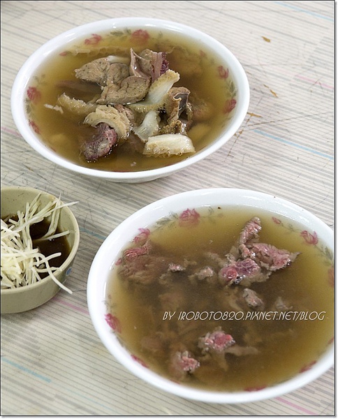 台南國華美食-阿村牛肉湯+阿娟肉粽_10.JPG