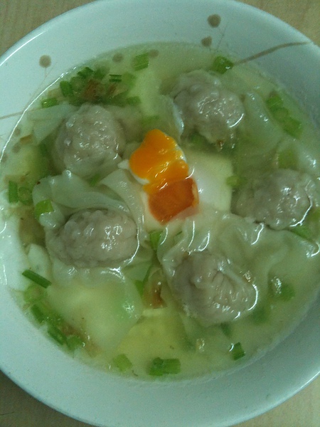 餛飩湯.JPG 餛飩湯.JPG