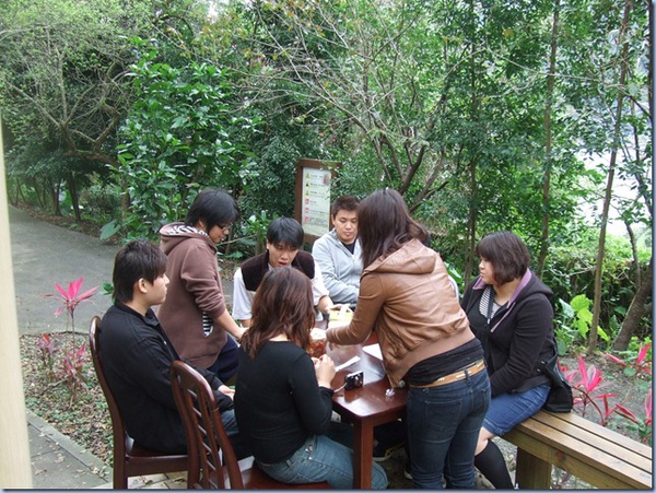 990124-175 990124-175