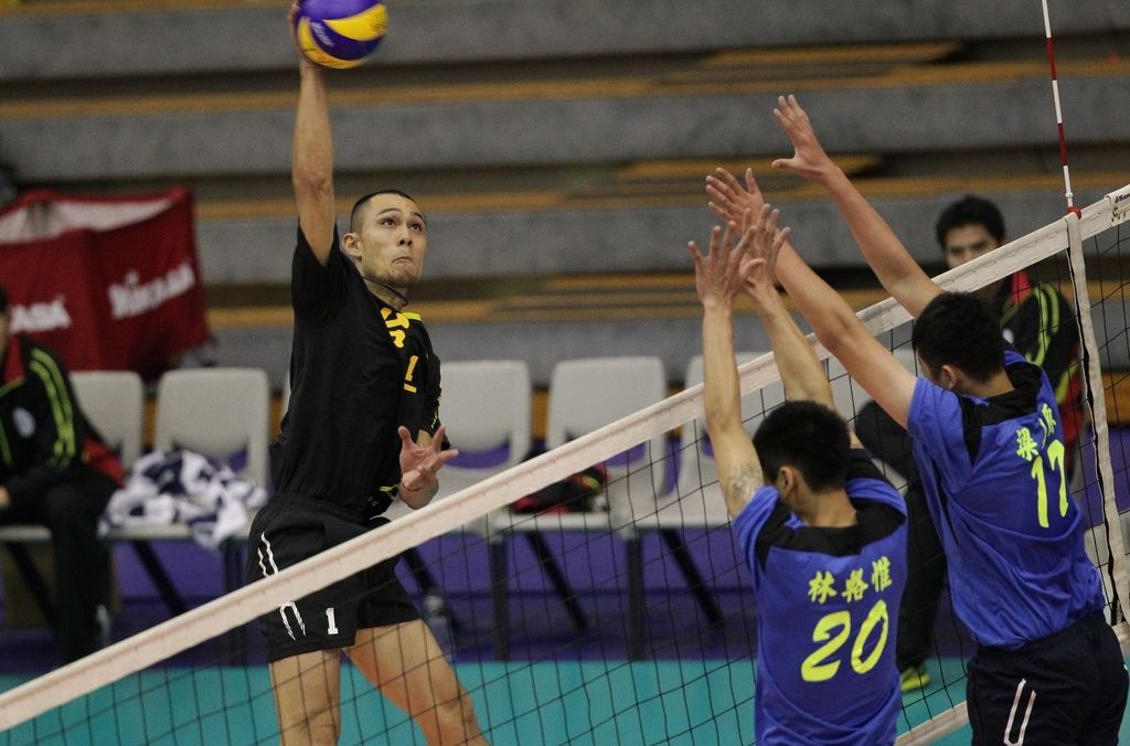 2015 TVL企業男女甲級排球聯賽_台電由陳保宏領軍 全隊五位球員得八分以上 輕取以青年隊為班底的conti 一掃昨天輸給mizuno隊的悶氣 2015 TVL企業男女甲級排球聯賽_台電由陳保宏領軍 全隊五位球員得八分以上 輕取以青年隊為班底的conti 一掃昨天輸給mizuno隊的悶氣