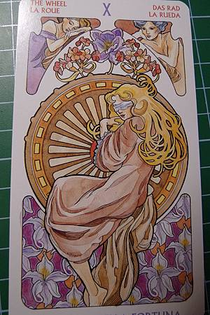 頭髮也是慕夏招牌