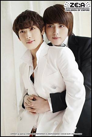 熹哲&時完抱抱 1