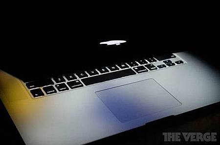 喬布斯遺作 蘋果獲MacBook玻璃觸控板設計專利 喬布斯遺作 蘋果獲MacBook玻璃觸控板設計專利