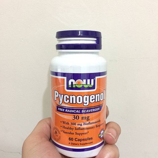 健而婷。松樹皮正面