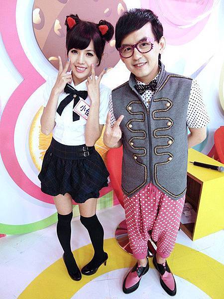 217657_368807673189351_1130722103_n