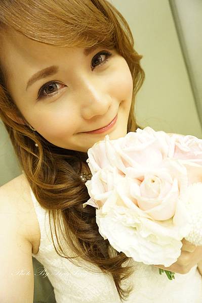 ♥推薦♥ 利用開架美妝畫出優雅的婚宴妝容 ♪SUKI底妝系列