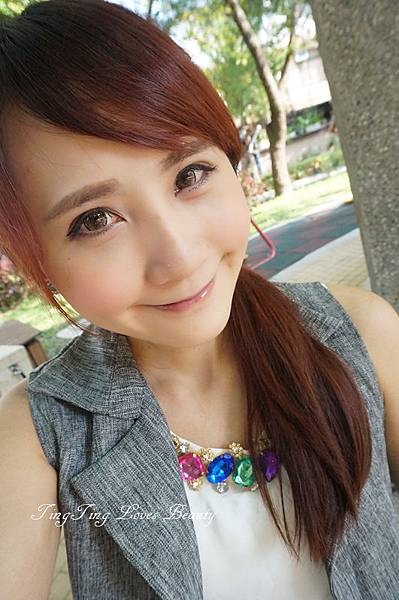 ♥彩妝♥ 天然無負擔彩妝陪我每天漂亮上班去 X 上班妝之眼影畫法分享