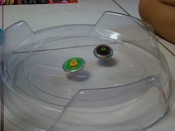 20100925陀螺對戰1.JPG
