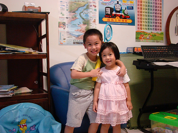 20100829二寶貝1.JPG