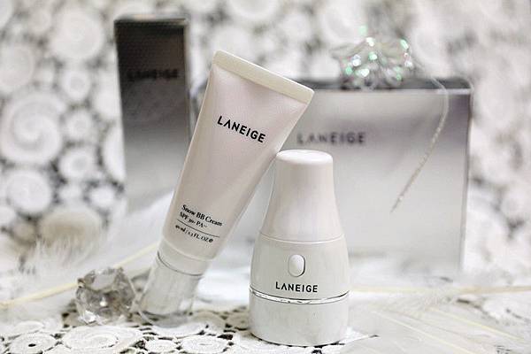 LANEIGE蘭芝 專櫃首支電動智慧粉撲、雪燦BB完美精華霜、水柔光持色粉餅