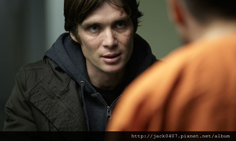 red-lights-cillian-murphy-008
