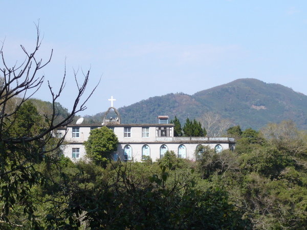 可以通到傳說中的教堂 可以通到傳說中的教堂