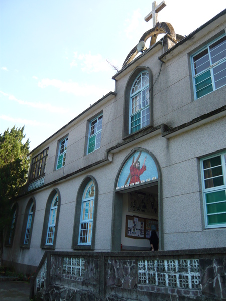 這是三毛筆下丁松青神父所設置的教堂 這是三毛筆下丁松青神父所設置的教堂