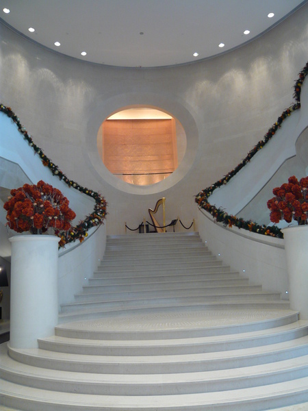 如果現在有個美女走下來會更棒 如果現在有個美女走下來會更棒