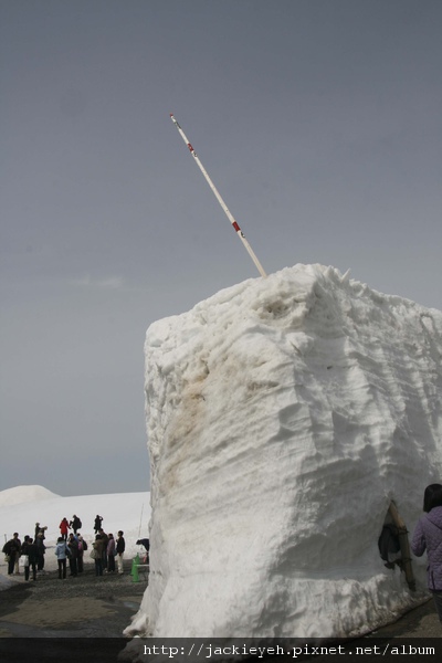 立山雪壁