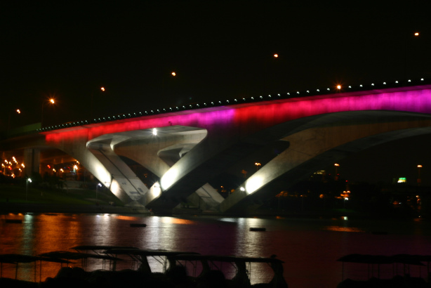 IMG_3999.bmp IMG_3999.bmp