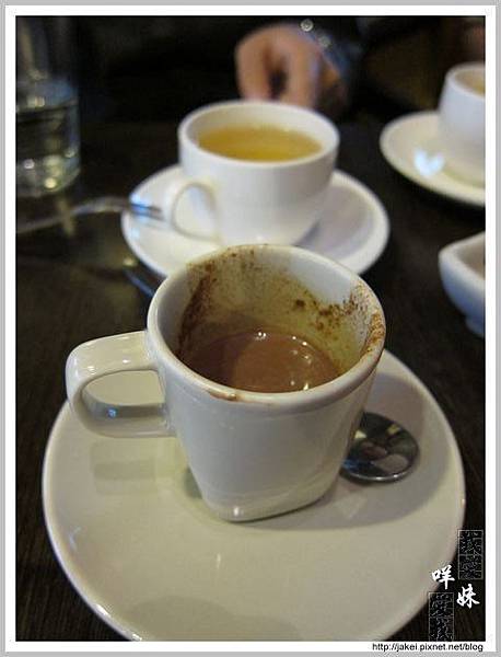 2012-01-24 板橋 貓咖啡 22.jpg 2012-01-24 板橋 貓咖啡 22.jpg
