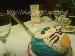 2007 立X解散團聚餐 兩把刀的小叮噹 側面.jpg 2007 立X解散團聚餐 兩把刀的小叮噹 側面.jpg