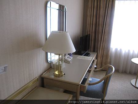 詹姆士a夢遊記2