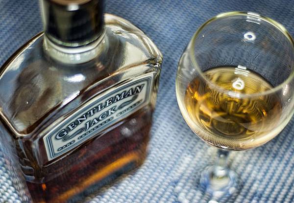 Whiskey medium_5463369204