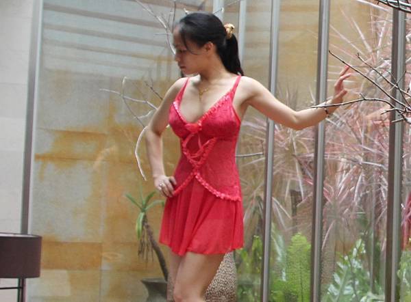 秀氣中帶性感 秀氣中帶性感