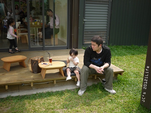 1010404 [2y1m2d]