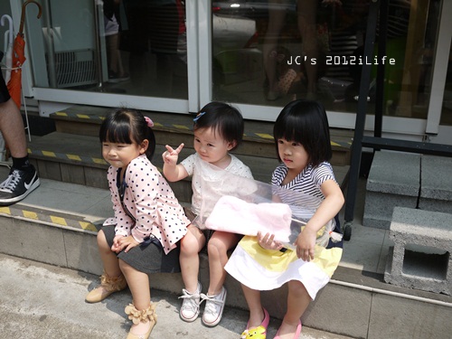 1010415 [2y1m13d]