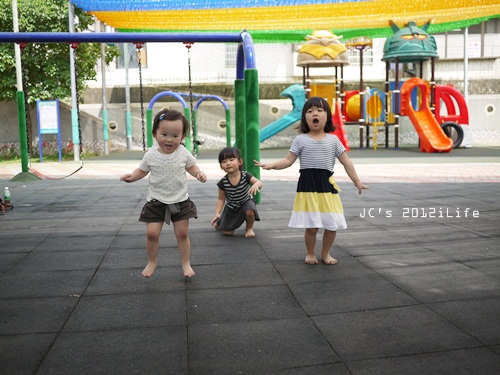 1010415 [2y1m13d]