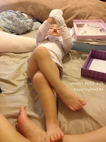 1010825 [2y5m23d]