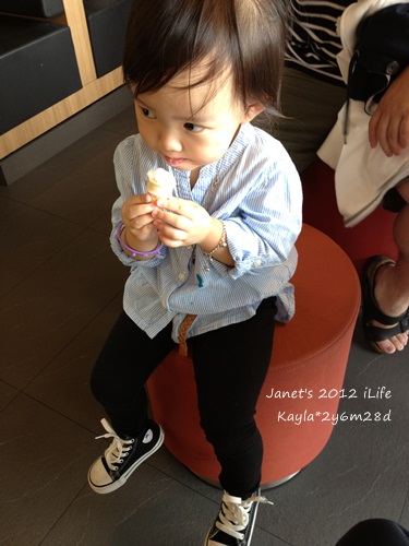 1010930 [2y6m28d]