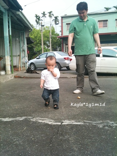 1000403 [1y1m1d]