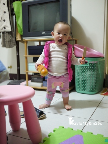 1000327 [1y0m25d]