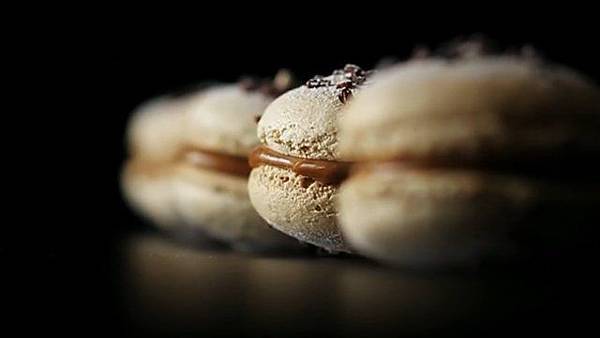 163685896_640 163685896_640