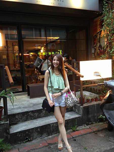 IMG_1608.JPG IMG_1608.JPG