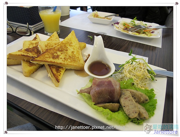 IMG_4581.jpg IMG_4581.jpg