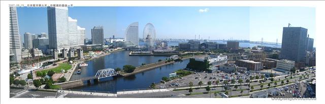 我用三張照片拼出來的 我用三張照片拼出來的