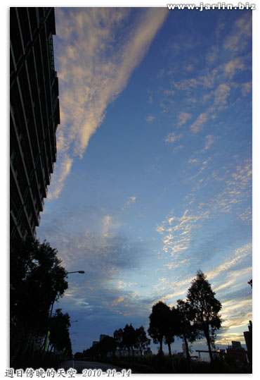 101114_09.jpg 101114_09.jpg