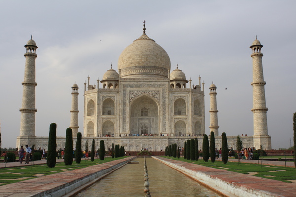 我不敢相信....泰姬瑪哈就這樣出現在我面前 我不敢相信....泰姬瑪哈就這樣出現在我面前